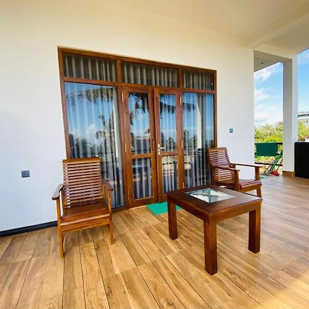 The Wave'S Guest House 미리사 외부 사진