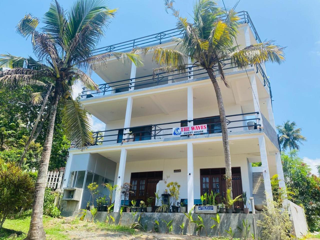 The Wave'S Guest House 미리사 외부 사진