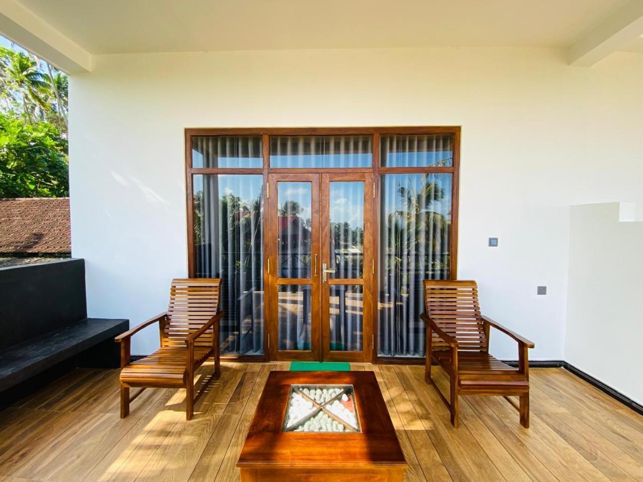 The Wave'S Guest House 미리사 외부 사진