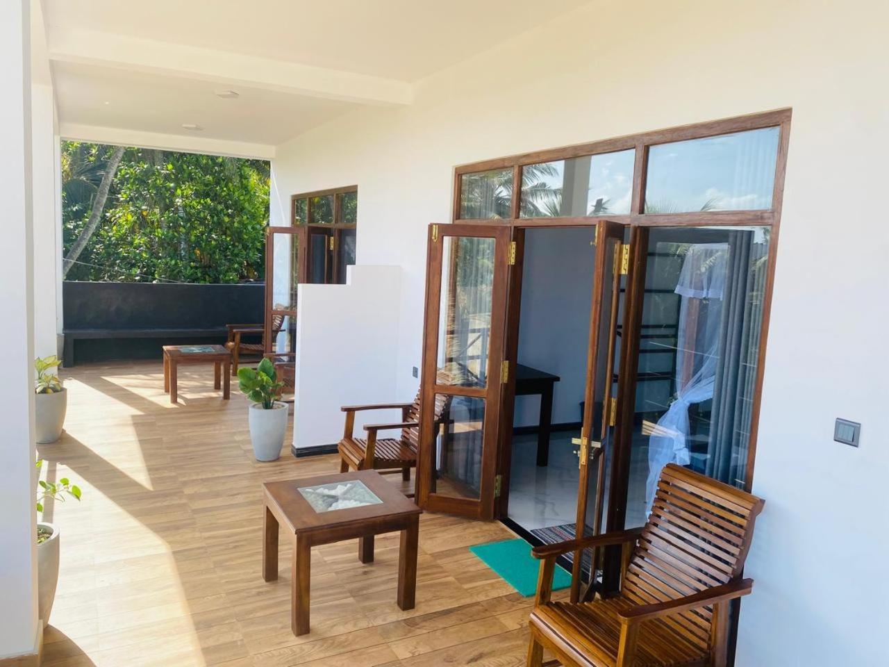 The Wave'S Guest House 미리사 외부 사진
