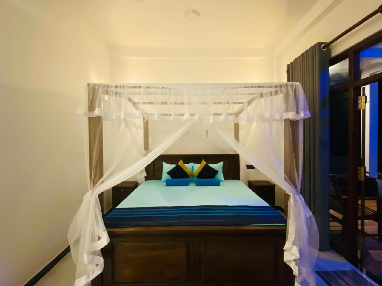 The Wave'S Guest House 미리사 외부 사진