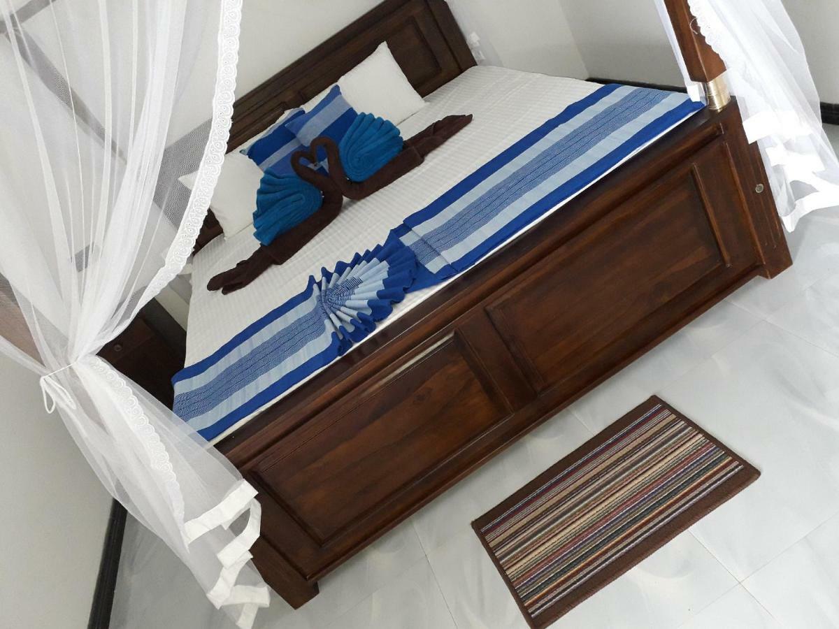 The Wave'S Guest House 미리사 외부 사진